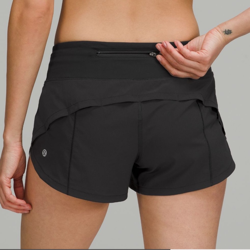 Lululemon Athletica Low Rise Speed Up Black Shorts Size 2